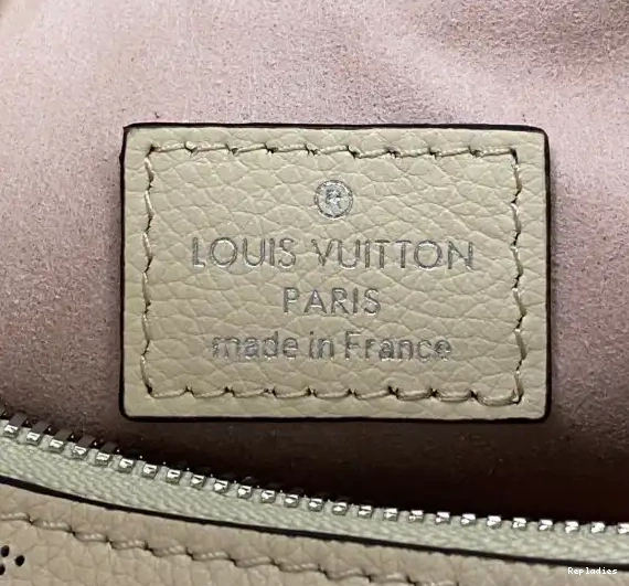 Fake Louis Bags VUITTON LOUIS KNOT PM WHY 0603